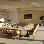 Golden Tulip Roissy Witz 4*