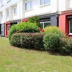 Hotel Golden Tulip Roissy Witz Saint-Witz
