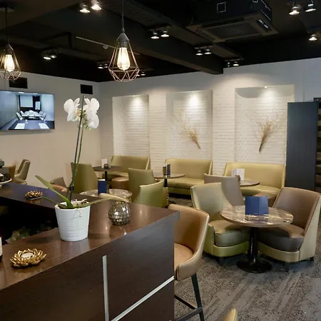 Golden Tulip Roissy Witz Hotel 4*