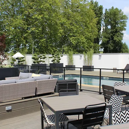 Golden Tulip Roissy Witz