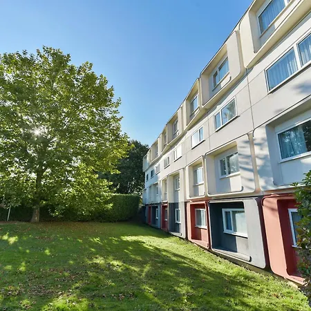 Golden Tulip Roissy Witz 4*