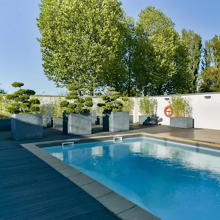 Golden Tulip Roissy Witz Hotel