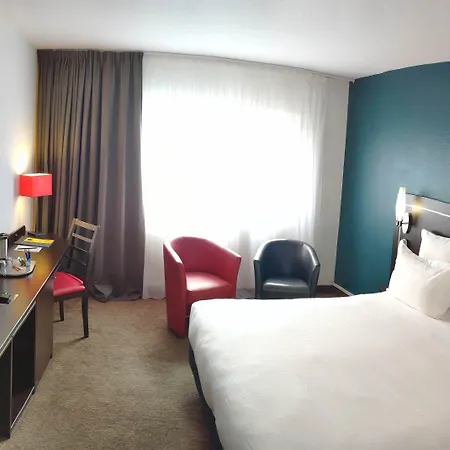 Golden Tulip Roissy Witz Hotel
