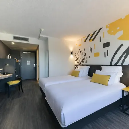 Golden Tulip Roissy Witz 4*