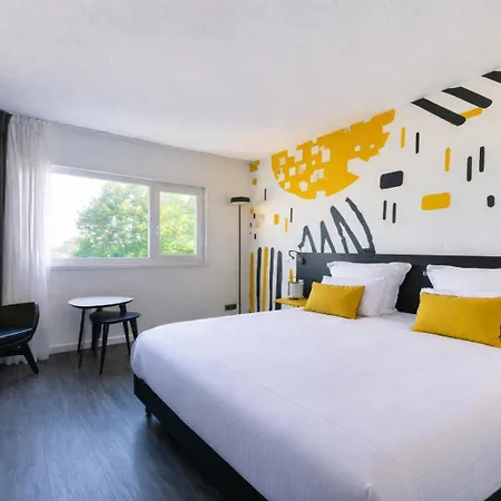 Golden Tulip Roissy Witz