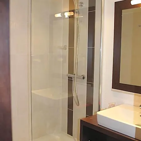 Golden Tulip Roissy Witz 4*