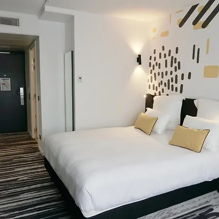 Hotel Golden Tulip Roissy Witz 4*