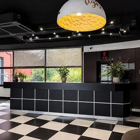 Hotel Golden Tulip Roissy Witz 4*