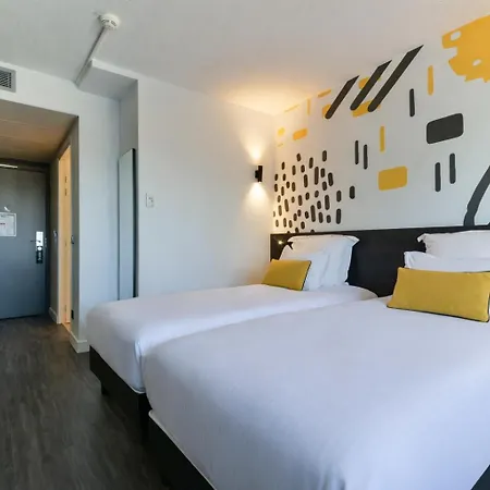 Golden Tulip Roissy Witz Hotel 4*