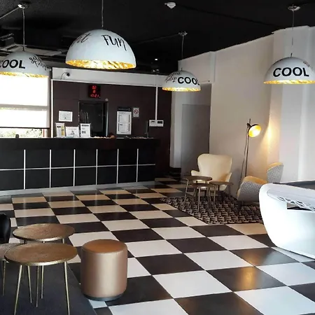 Golden Tulip Roissy Witz Hotel 4*